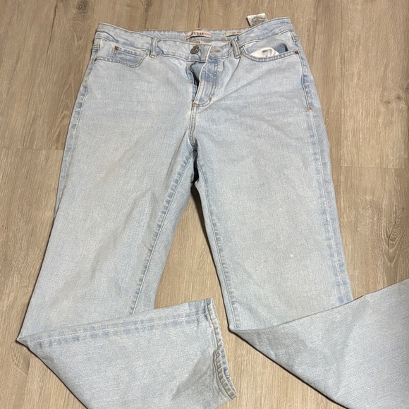 Guess Women's Light Blue Straight Leg Jeans - Picture 1 of 5